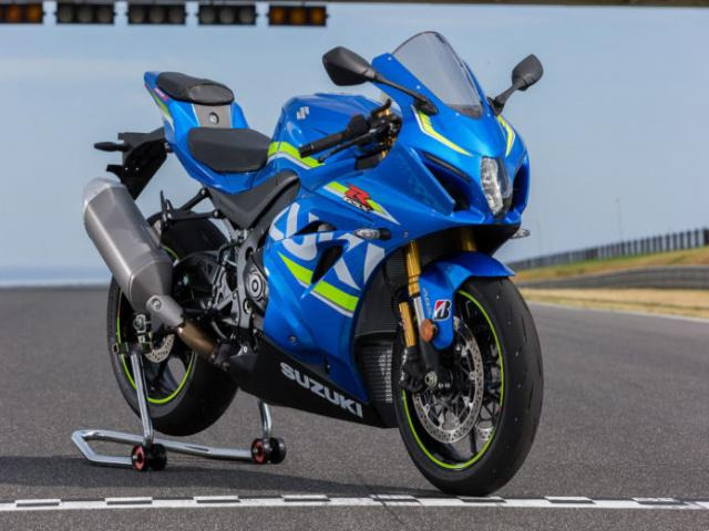 Suzuki GSX-R1000 The Suzuki GSX-R1000 is a sport bike from Suzuki's GSX-R series of motorcycles. It was introduced in 2001 to replace the GSX-R1100 and is powered by a...