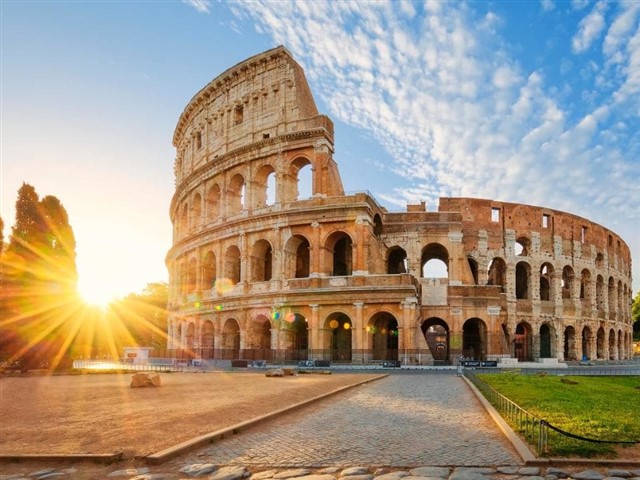 Ah, Roma! With the Catholic Church at its side, European civilization revolved around Rome for thousands of years. The iconic city has served as the b...