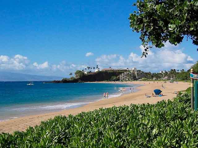 On the western coast of Maui is Kaanapali Beach, which is found just outside of the tourist hub known as Lahaina. Kaanapali runs from Black Rock to Ca...