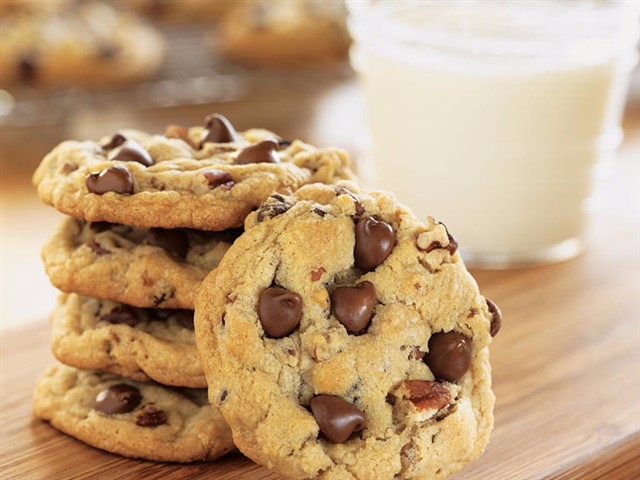 Chocolate chip cookies Ruth Wakefield is a name that will go down in foodie history, especially with those of us who have a sweet-tooth (so, basically all of us at GLAMOUR H...