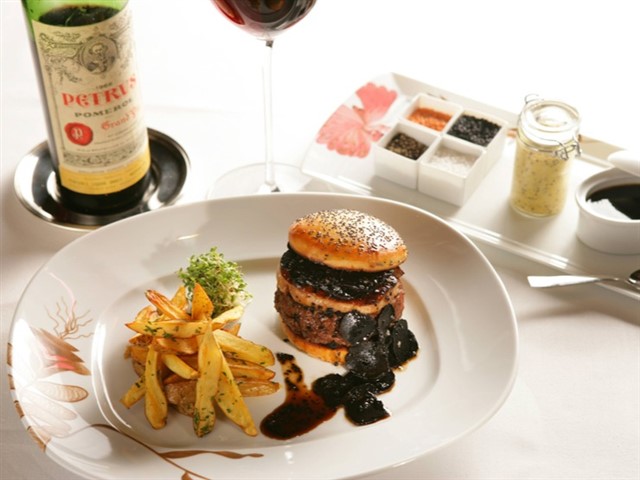 The Fleurburger 5000 $75 (or $5000 when paired with wine)<br />Fleur, Las Vegas<br /><br />Hubert Keller originally gained burger fame for The Fleurburger which was served...