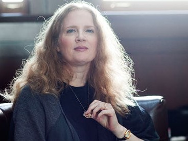 Suzanne Collins The creator of the hugely successful book and film franchise ‘The Hunger Games’, Suzanne Collins, enjoys the third spot on this list. With...