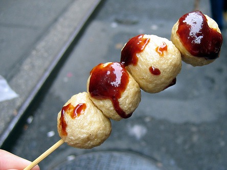 Squid Balls Squid balls are just like fish balls, except squid meat is used instead of fish, and they are more round in shape.
