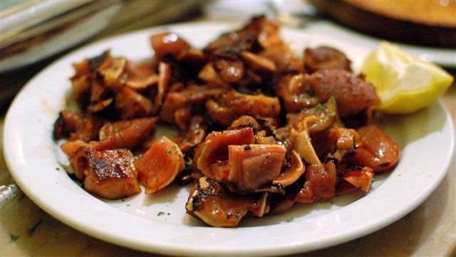Oreja a la Plancha Pigs ears are a delicacy, and are especially common in Madrid. Brave foodies might want to give them a try next time they visit the Spanish capital.