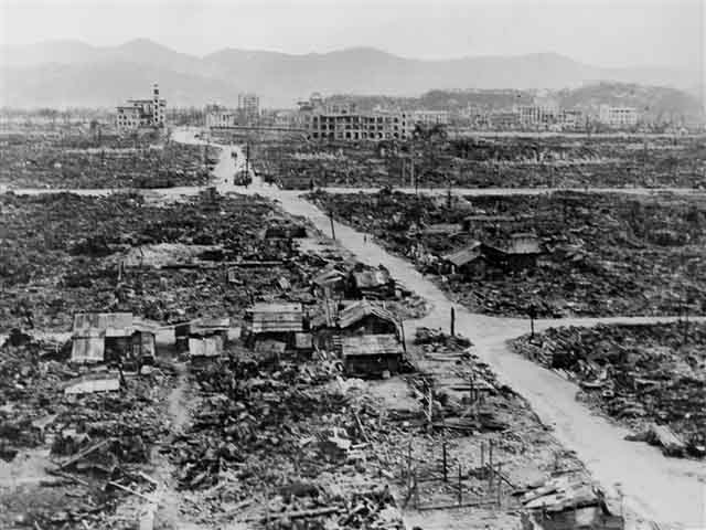 Atomic bomb dropped in Hiroshima and Nagasaki