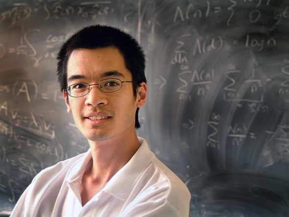 Terence Tao Terence Tao is an Australian mathematician born in 1975. He’s currently one of the smartest people 2017 with an incredible IQ of 230 points. At ...