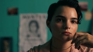 Momster When notorious bank robber, the Momster (Amanda Plummer), catches her daughter Angel (Brianna Hildebrand) mid-gunfight, Angel thinks she's being rescu...