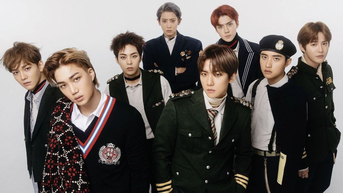 EXO Exo (Korean: ??; stylized in all caps) is a South Korean-Chinese boy band based in Seoul, consisting of nine members: Xiumin, Suho, Lay, Baekhyun, Che...